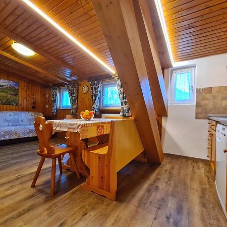 Appartamenti Residence La Roggia Pozza di Fassa Rom bilde
