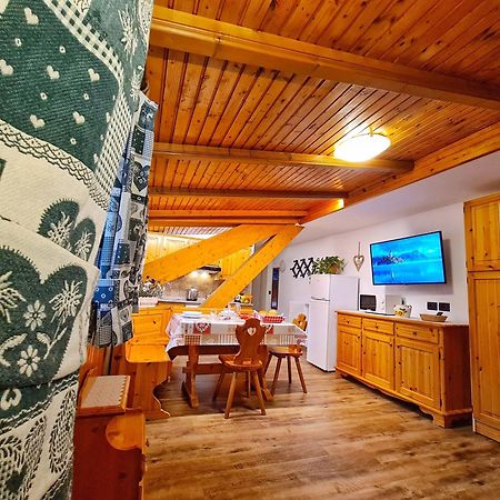 Appartamenti Residence La Roggia Pozza di Fassa Rom bilde