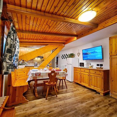 Appartamenti Residence La Roggia Pozza di Fassa Rom bilde