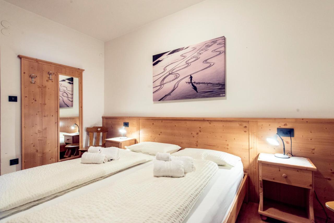 Appartamenti Residence La Roggia Pozza di Fassa Eksteriør bilde