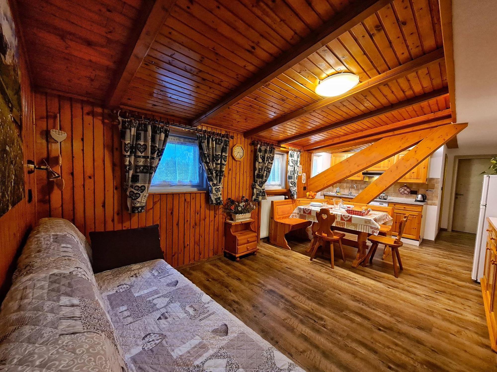 Appartamenti Residence La Roggia Pozza di Fassa Rom bilde