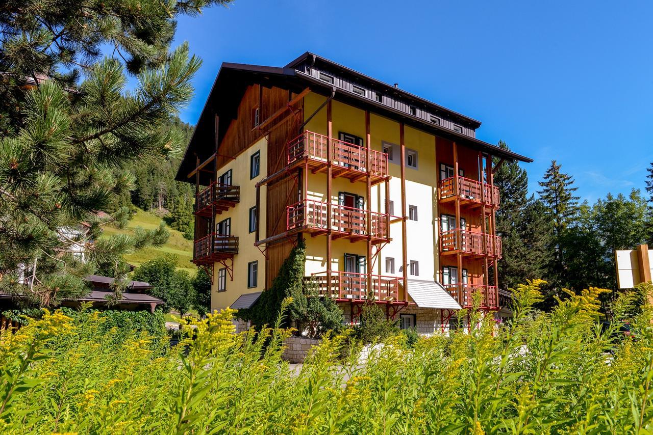 Appartamenti Residence La Roggia Pozza di Fassa Eksteriør bilde